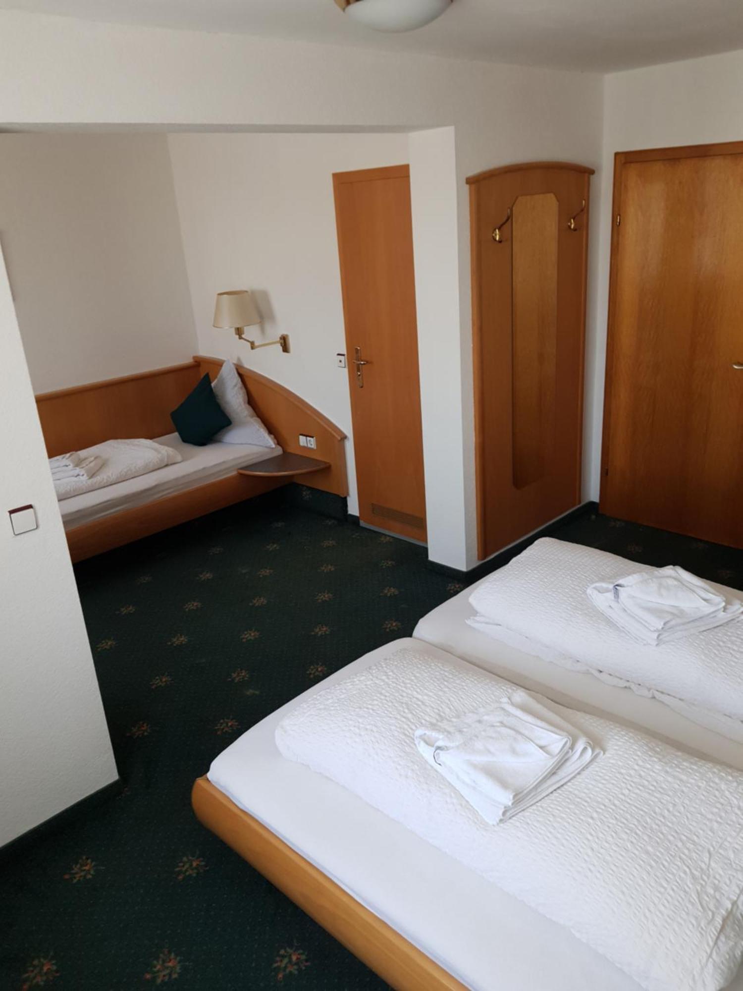 Pension Brenz Hotel Sontheim an der Brenz Quarto foto